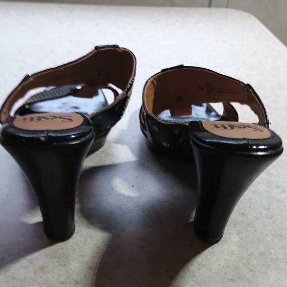 Sofft Leather Strappy Slide Heels 8.5 Black Patent Leather Comfort Wood Heel - Picture 4 of 9